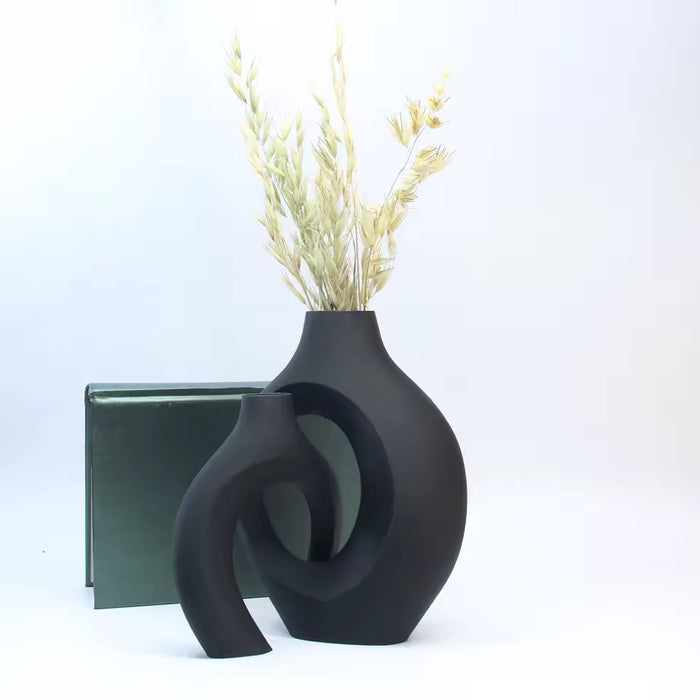 Hugging Vase Ornaments – Modern Decorative Vase Set